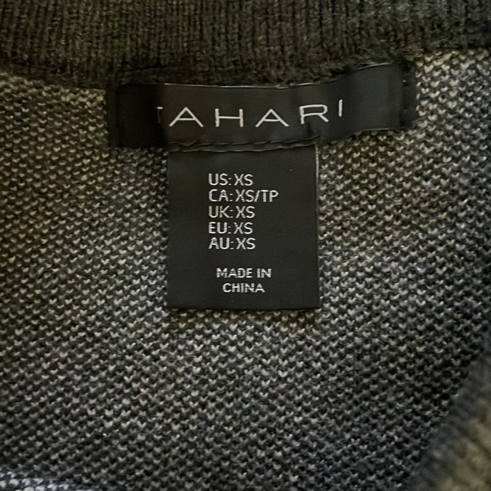 Top - Picture 2 of 3